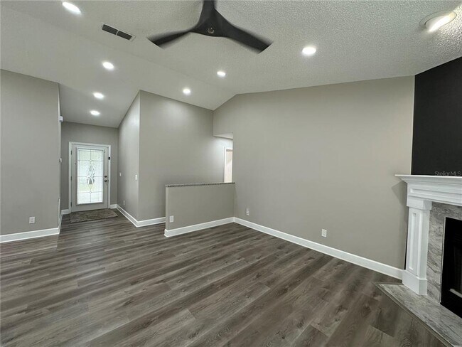 Building Photo - 1229 Allendale Dr