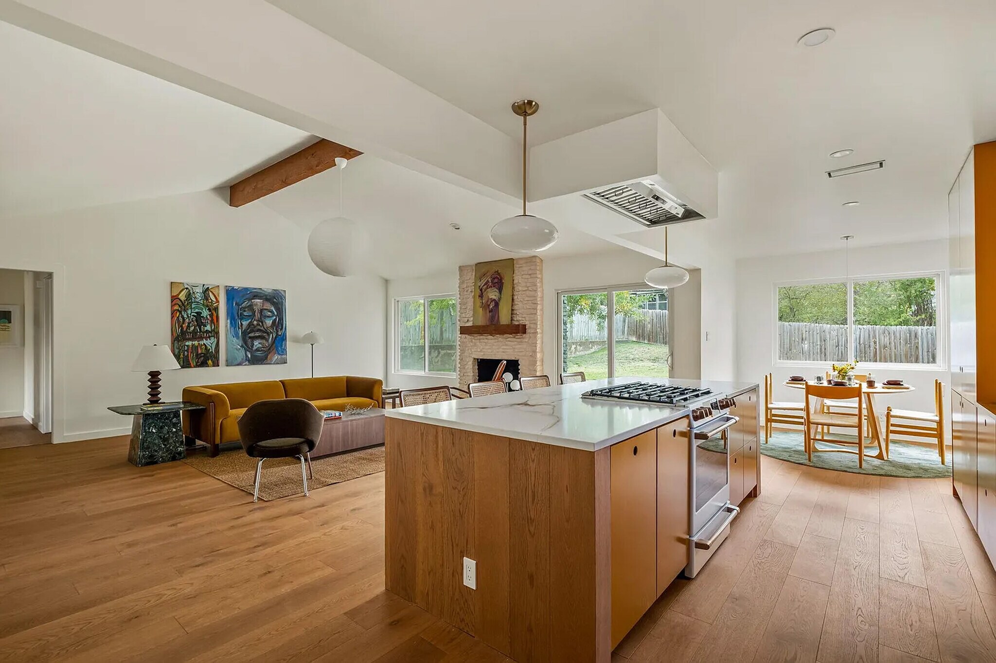 Building Photo - 10102 Warrington Cv