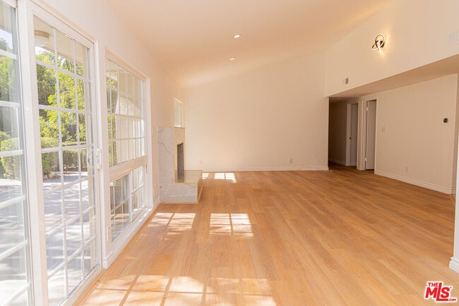 Building Photo - 24316 Burbank Blvd