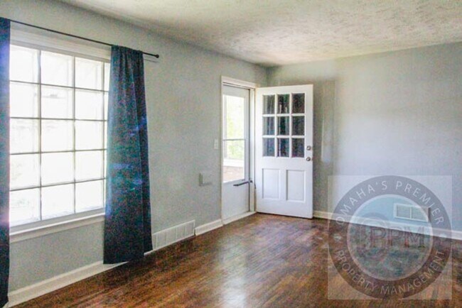 Building Photo - Family Home 2Bd/1Ba |Near Gallaher Park!