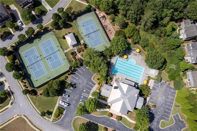 Building Photo - 6440 Century Park Pl SE