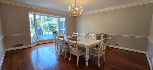 Building Photo - 289 Ashbrook Dr