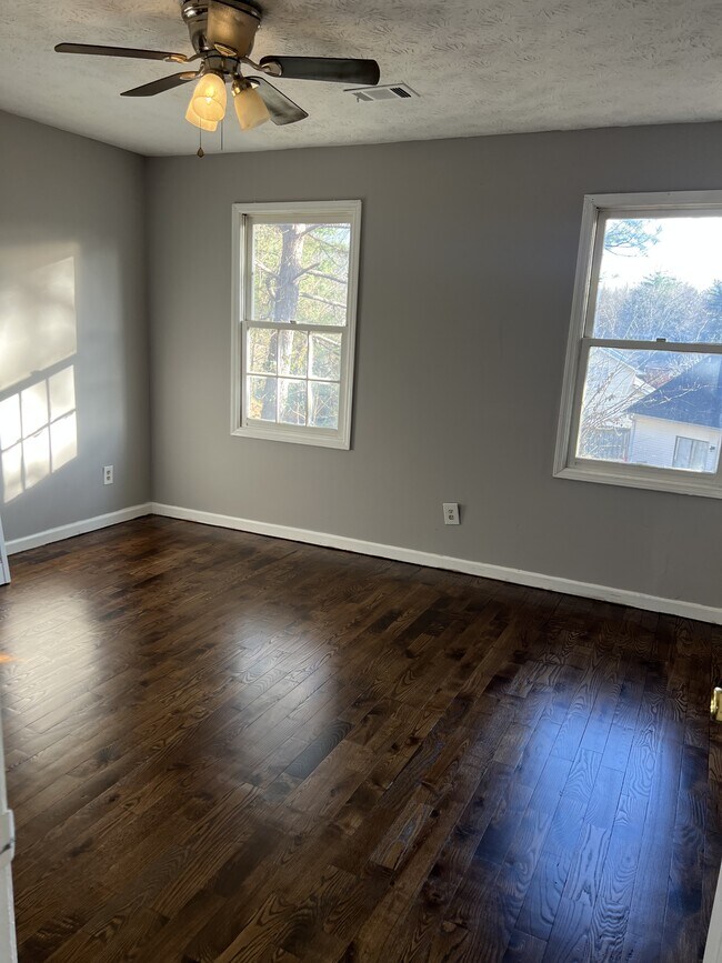 Building Photo - 2259 Wellington Cir