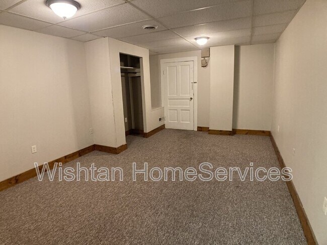 Building Photo - 520 S Johnson St