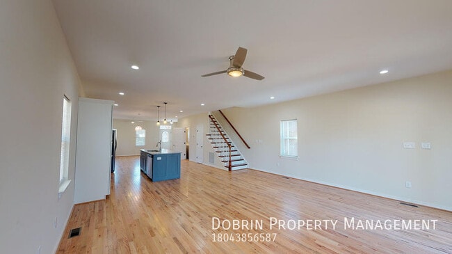 Building Photo - Amazing New Construction in Byrd Park