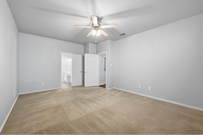 Building Photo - 4405 Grassy Glen Dr