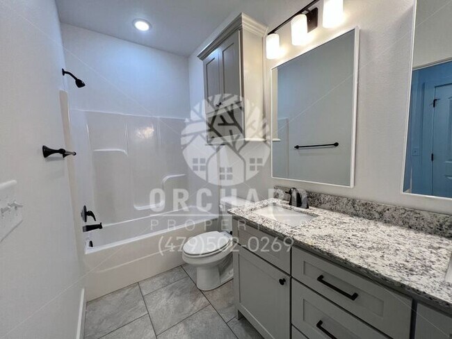 Building Photo - Siloam Springs- Single-Family Home- Stunning Cherrywood Plan