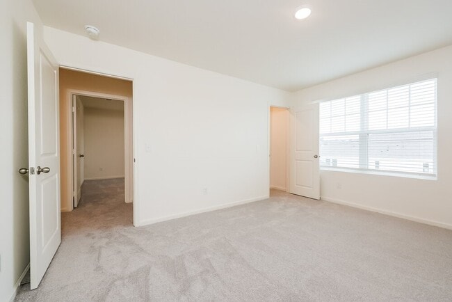 Building Photo - 3530 Penhurst Grn