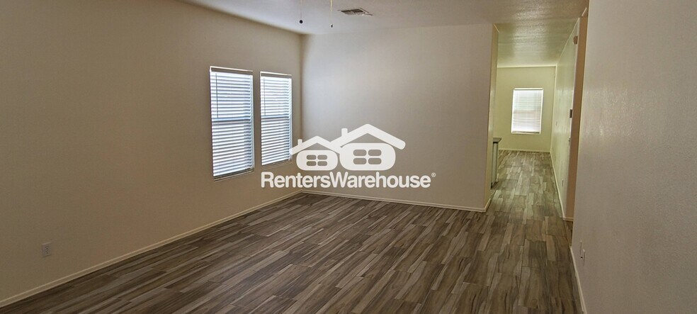 Building Photo - 15311 W Sierra St