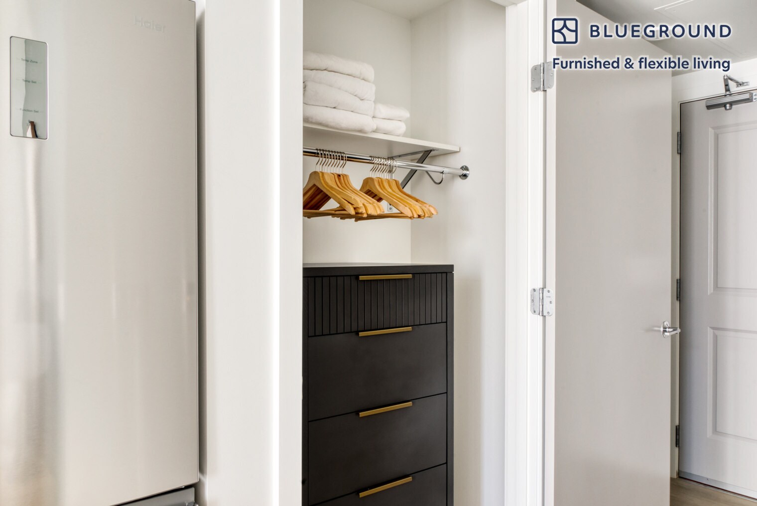 Building Photo - 704 Spring St