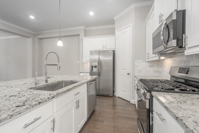 Building Photo - 1130 Shepherd Oaks Dr