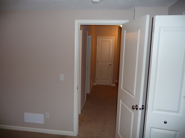 Building Photo - 1230 Stoughton Ave