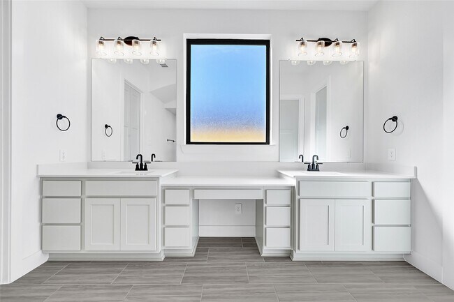 Building Photo - 31003 Vintage Crk Ln