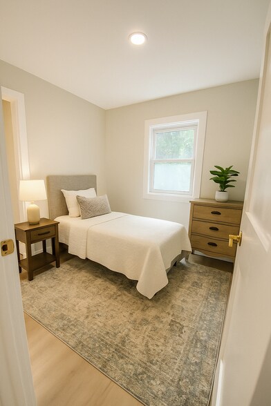 Building Photo - 34 Ormond Ave