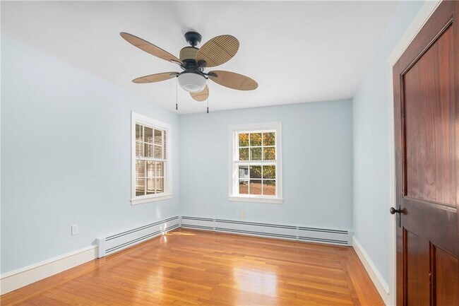 Building Photo - 286 Westcott Rd