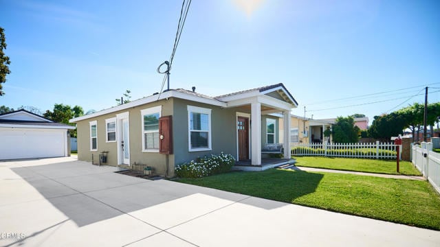 Building Photo - 621 Hewitt St