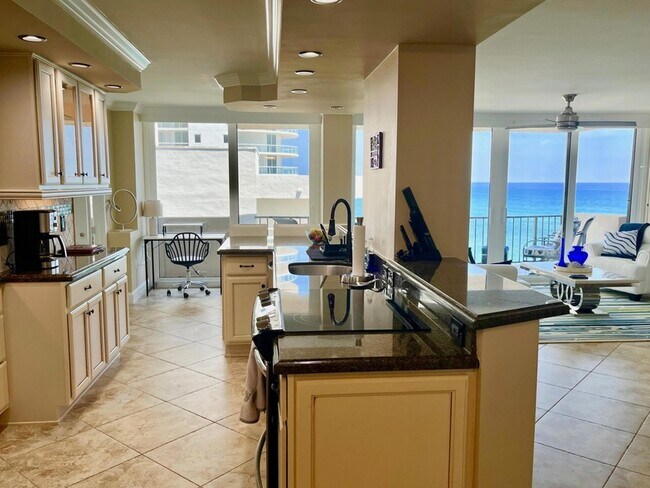 Building Photo - 4200 N Ocean Dr