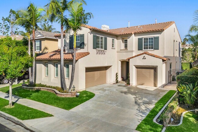 Primary Photo - 2556 Pearblossom St
