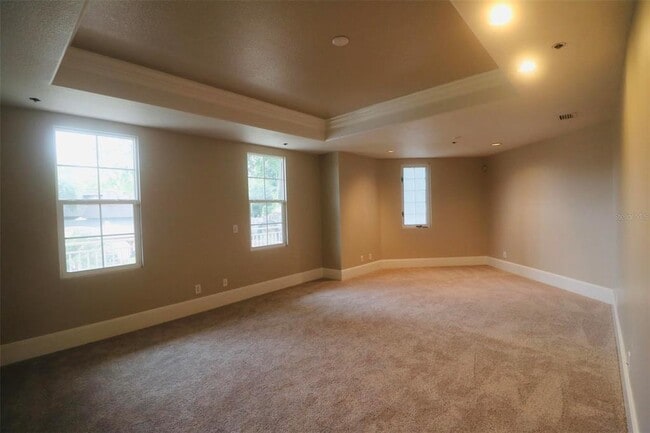 Building Photo - 1110 W Ivanhoe Blvd