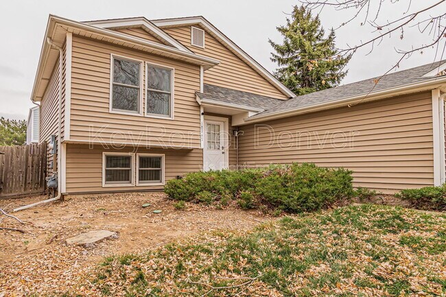 Building Photo - 18747 E Carmel Cir
