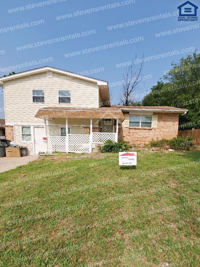 Building Photo - 2265 NW 40th St