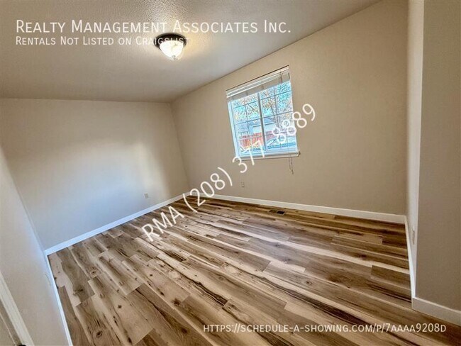 Building Photo - 7111 W Limelight St