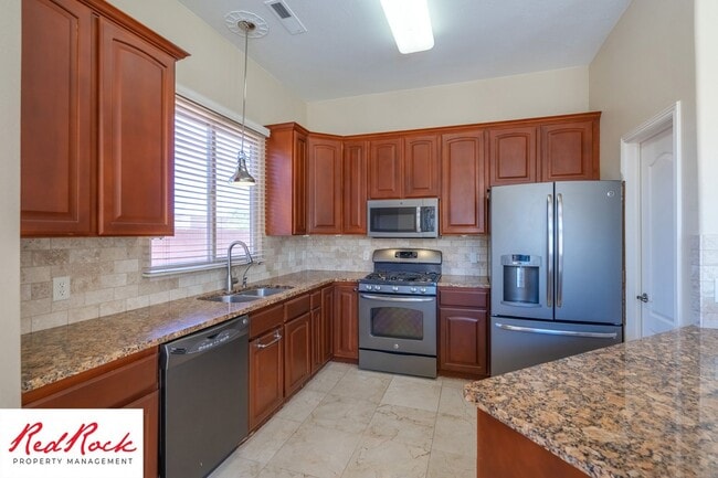 Building Photo - 3 Bedroom Home In Eagle Rock At Snow Canyon With Community Pools