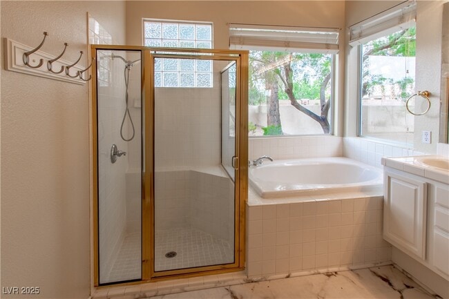 Building Photo - 6313 W Crestfield Ave