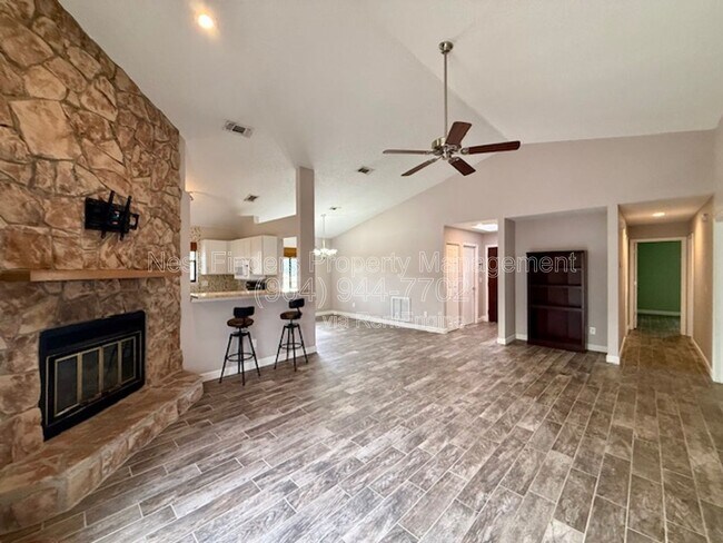 Building Photo - 1787 Longleaf Pine Way