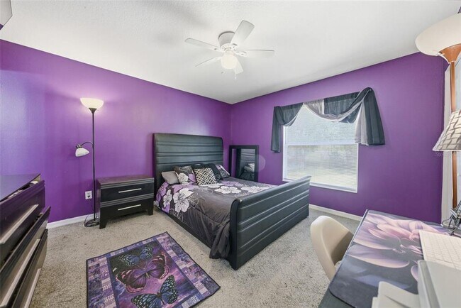 Building Photo - 1306 E Church St