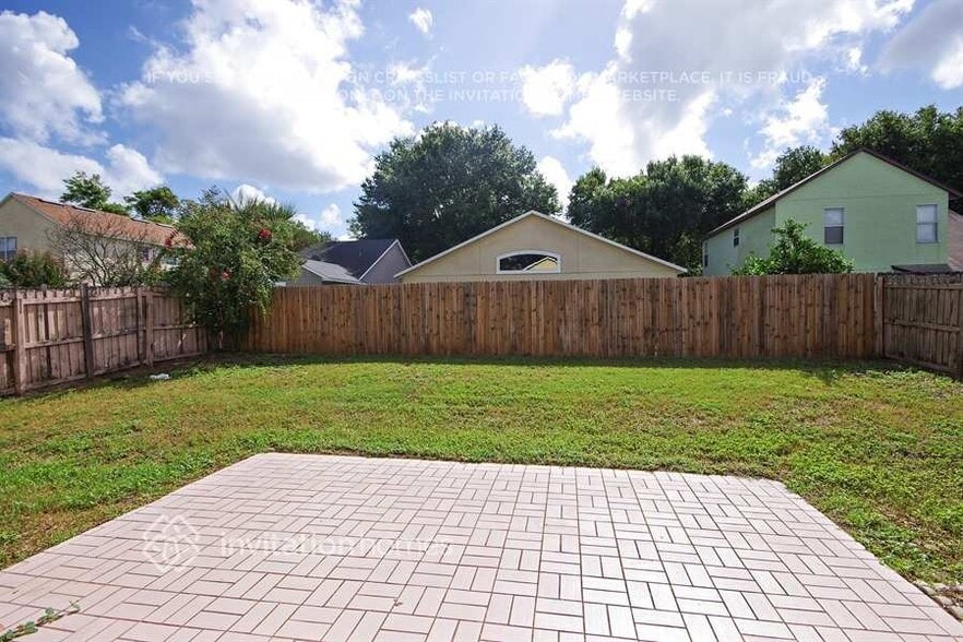 Building Photo - 5583 Elizabeth Rose Square