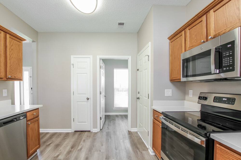 Building Photo - 226 Everett Park Dr