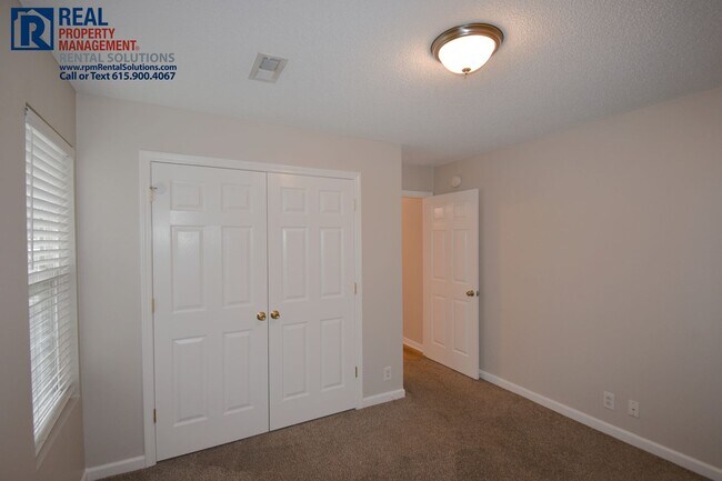 Building Photo - Adorable 3BD 2BA in north Murfreesboro w/ ...