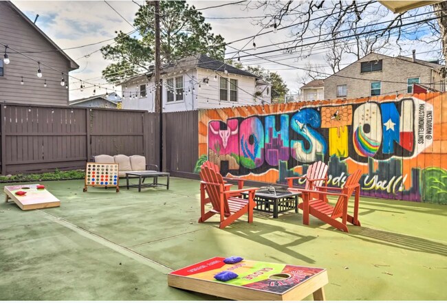 Yard area - 2406 Arbor St