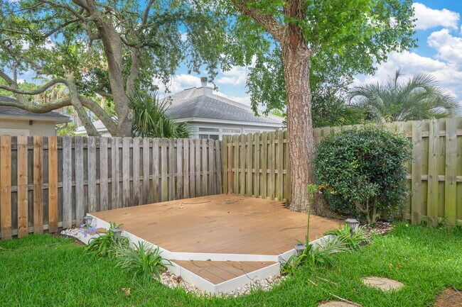 Building Photo - 107 Bay Tree Dr