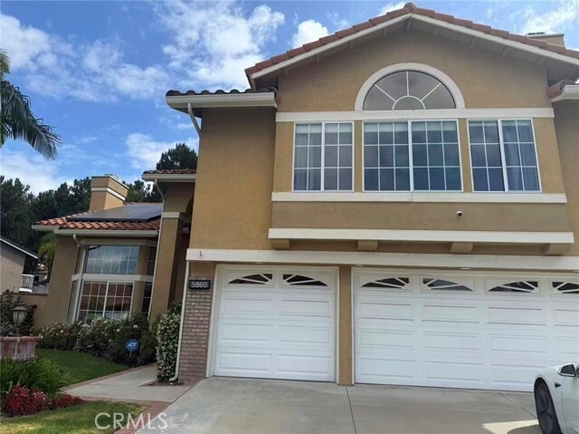 Building Photo - 5860 Vista Del Mar