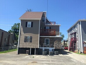 Building Photo - 108 W Evesham Rd