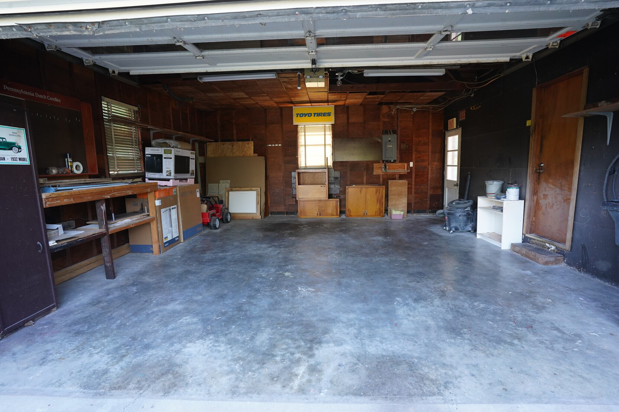 Building Photo - 43 Hilltop Rd