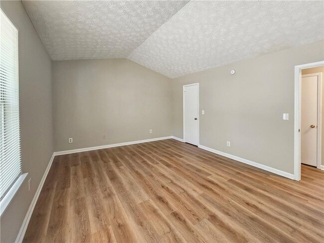 Building Photo - 7080 Greenbower Ln