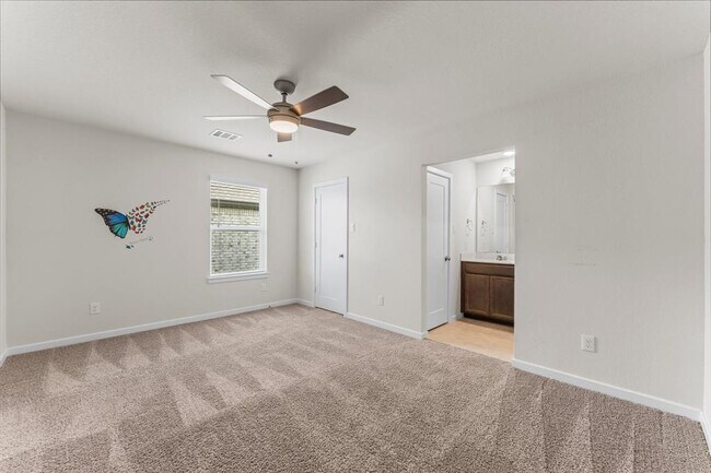 Building Photo - 3850 Chapman Bluff Dr