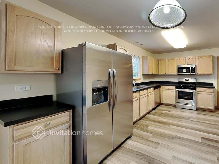 Building Photo - 1714 Stonegate Dr