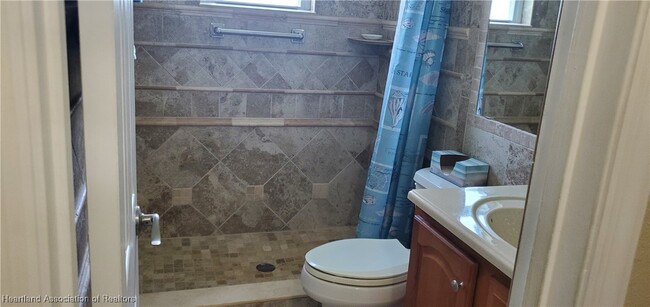Building Photo - 3830 Catalina Dr