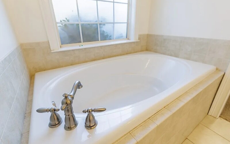 Building Photo - 4419 Triple Oak Dr