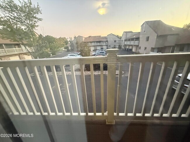 Building Photo - 9 Cotswold Cir