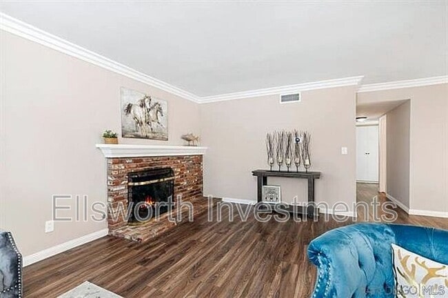 Building Photo - 6531 Barnhurst Dr