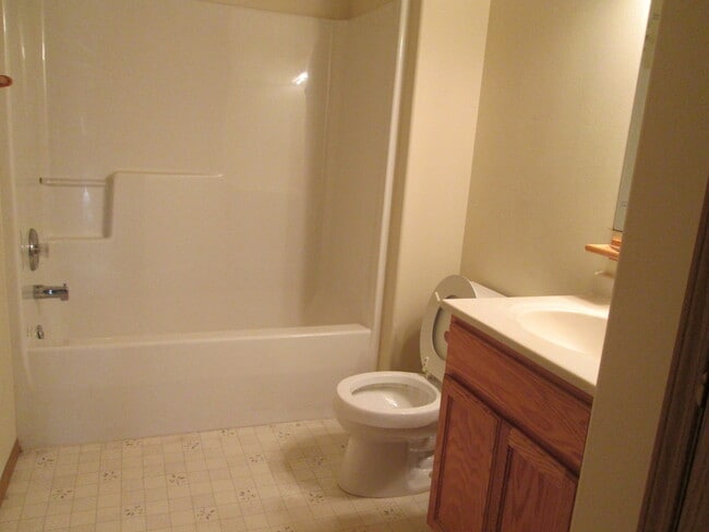 Building Photo - 105 Ben Williams Ln