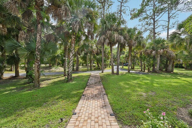 Building Photo - 9417 Whippoorwill Trail