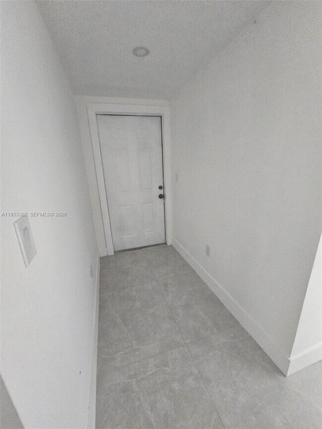 Building Photo - 2488 SW 6th Ct