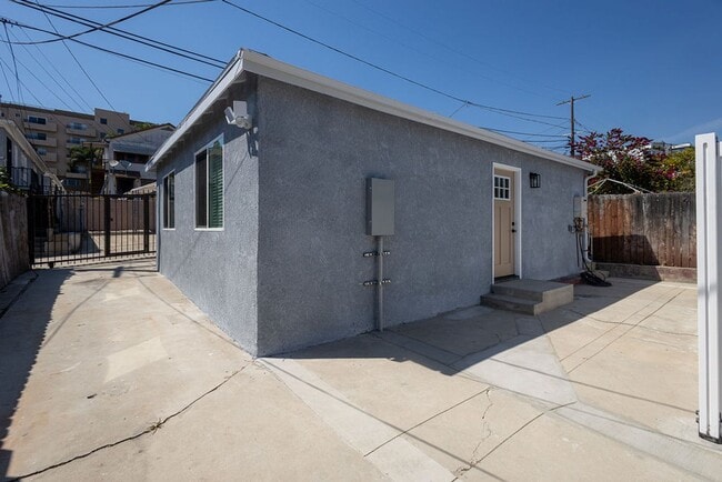 Building Photo - Brand New ADU in Silver Lake