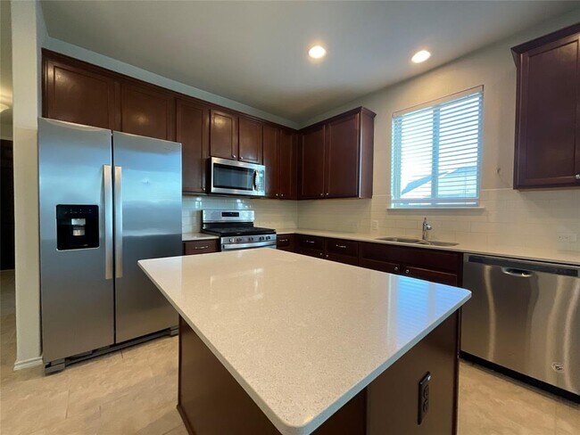 Building Photo - 136 Bonnet Blvd